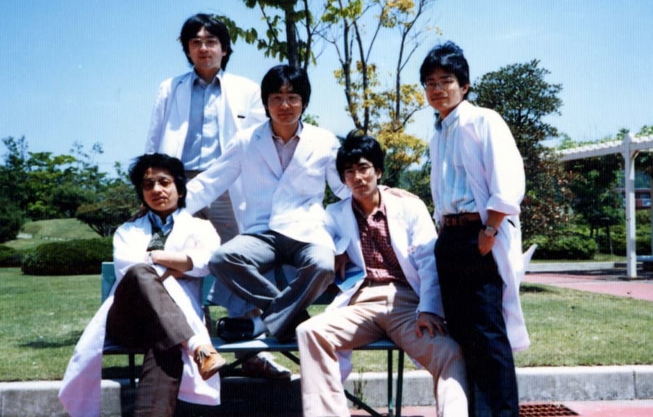 1984年　田邊先生・谷口先生 6年生臨床実習の画像